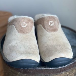 Merrell Encore 4 shoes. Size 9.5